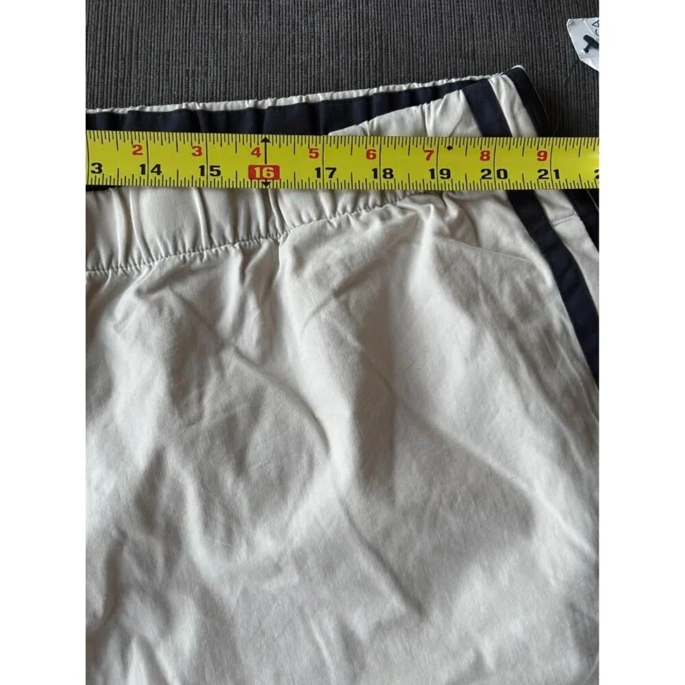 NWT Nautica Men's XXL Beige Nylon Cargo Utility Shorts Elastic Waist Gym